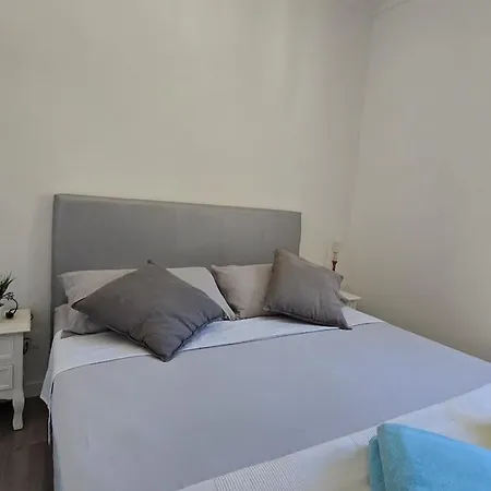 Cozy Apt1a, Playa Del Cura Apartment